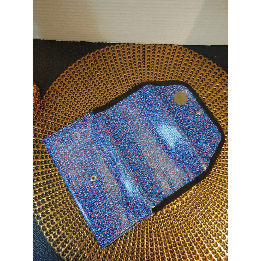 Blowfish Malibu Vinyl Wallet - Picture 10 of 10